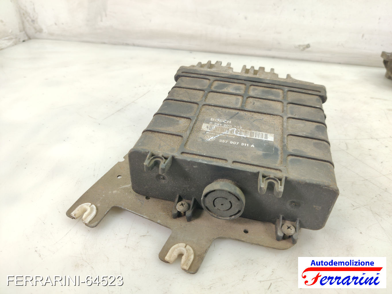 Centralina Motore VW PASSAT 35I, 3A2 1.8 1988-1996 357907311A, 357907811A 8