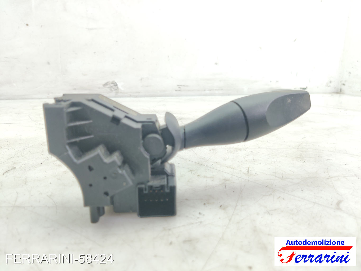 Leva Comando Luci Frecce FORD FOCUS DAW, DBW 2001-2004 98AG13335AG, 1145990