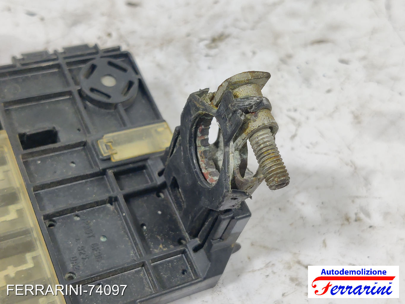 portafusibili positivo batteria NISSAN QASHQAI 1 J10, JJ10E, NJ10 1.5 DCI