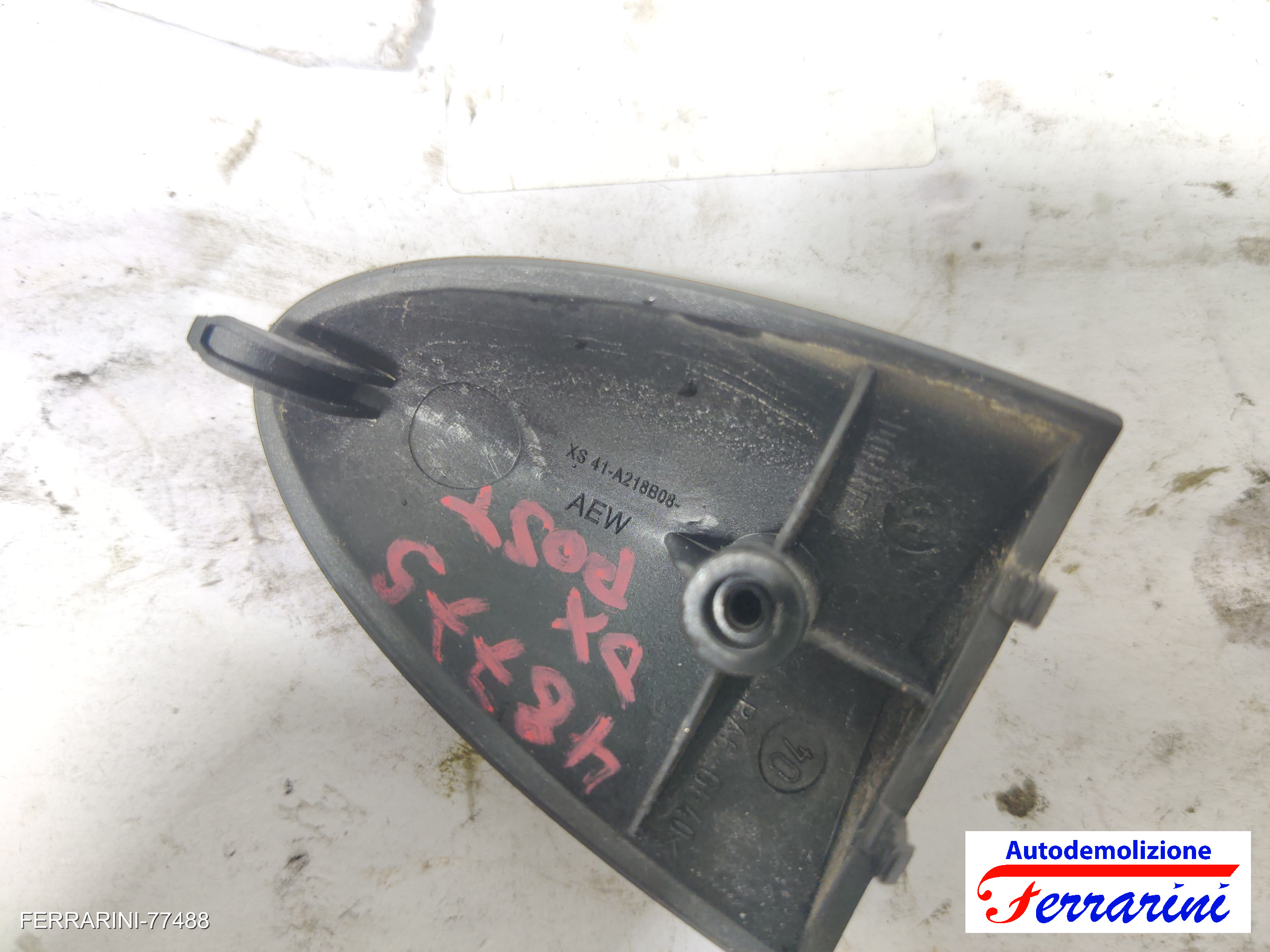 Tappo Maniglia Esterna FORD FOCUS SW DNW 1999-2004 destro, dx, posteriore, post
