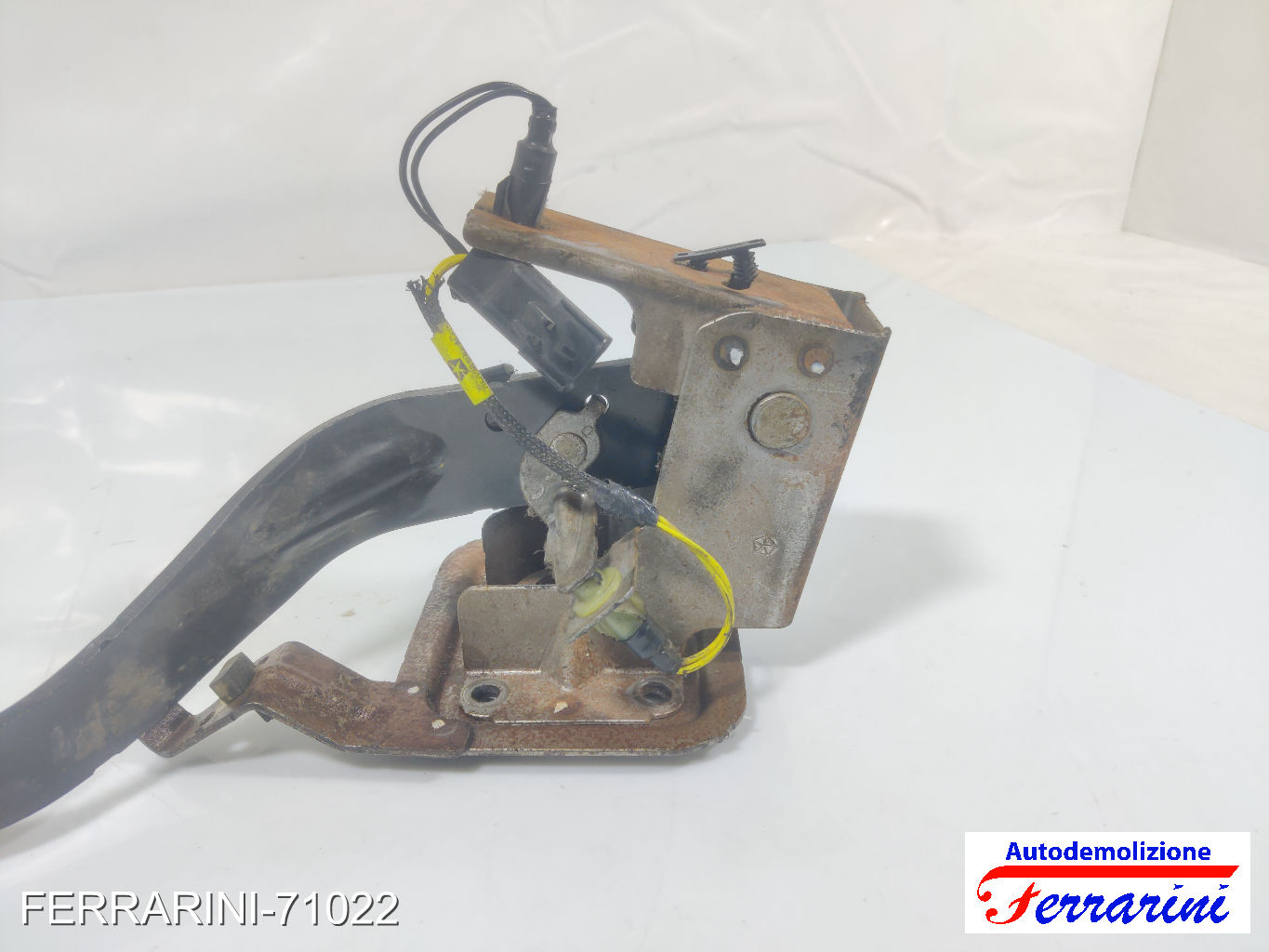 Pedale Frizione FIAT FREEMONT 345 2.0 JTD 2011-2023 04581585AD 10