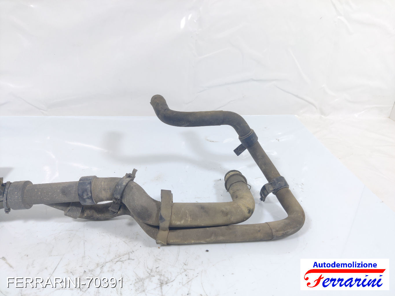 tubo acqua raffreddamento WJY CITROEN BERLINGO M 1.9 D 70 1999-2011 1351Z1 9