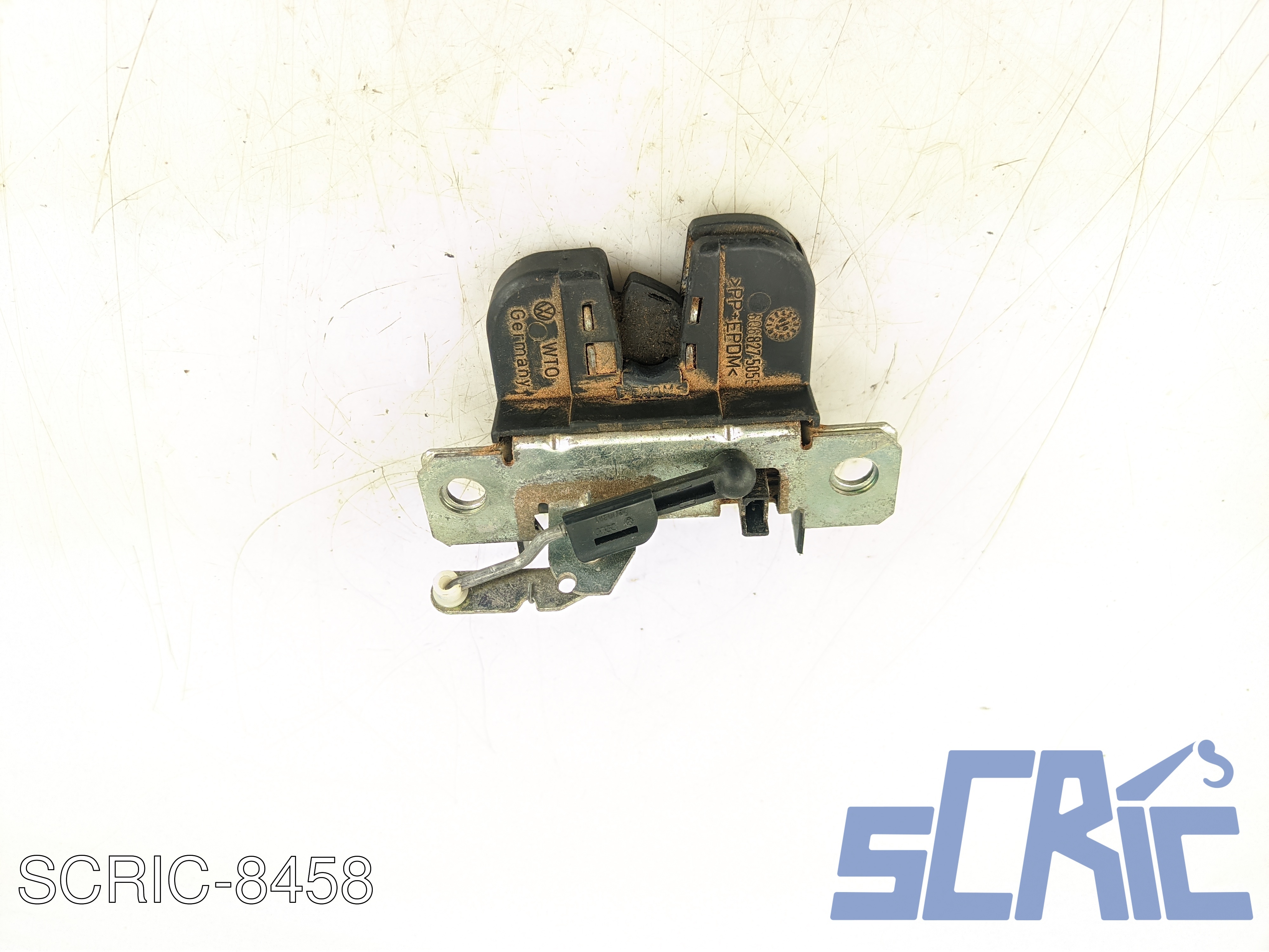 Chiusura Serratura Portellone VW POLO 9A, 9N 2001-2007 6Q6827505E, 306827505
