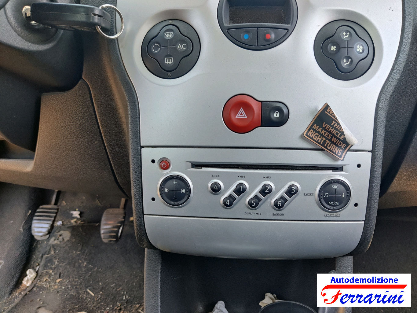 Renault Modus 57