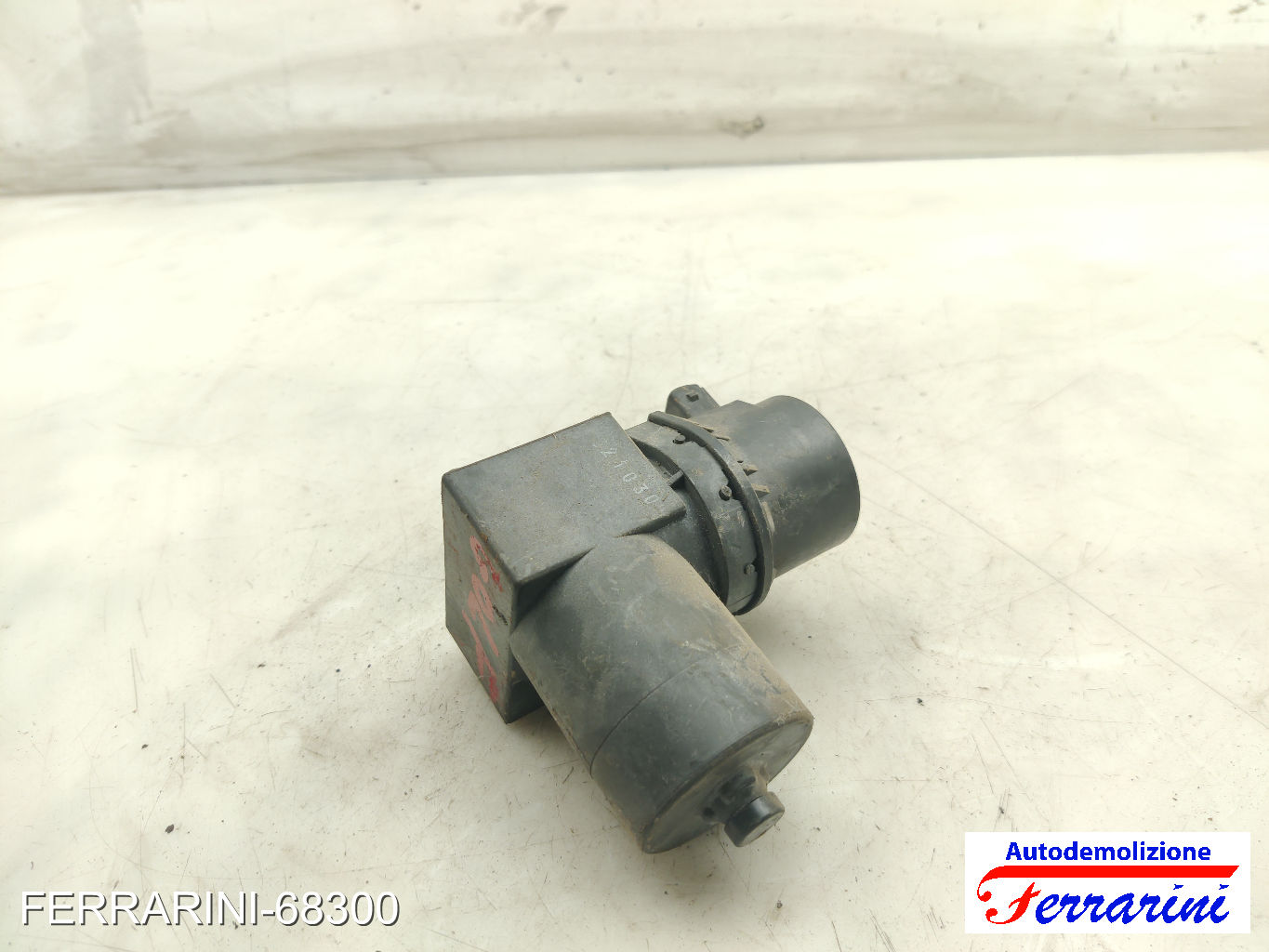 Compressore Chiusura Centralizzata VW GOLF 2 19E, 1G1 1983-1991 443862257A