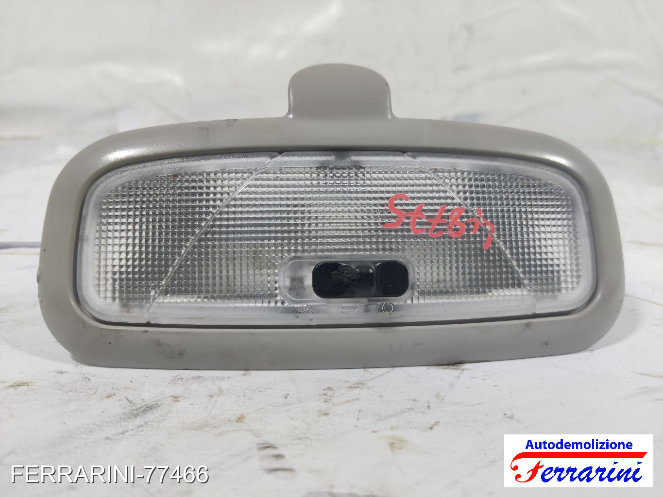 Plafoniera FORD FOCUS SW DNW 1999-2004 anteriore, frontale centrale, ant