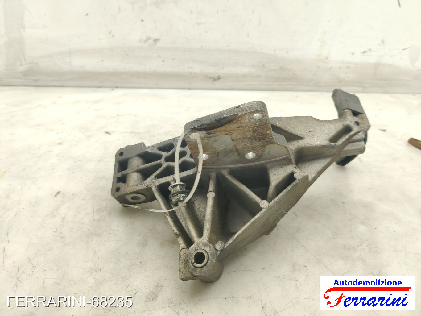 Supporto Motore ALFA ROMEO MITO 955 1.4 TJET 2008-2011 50510781, 5684206 7