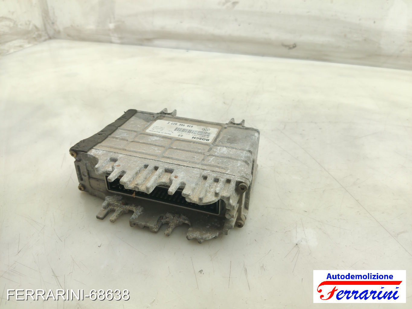 Centralina Motore VW POLO 6N1 50 1.0 1996-1999 030906027E