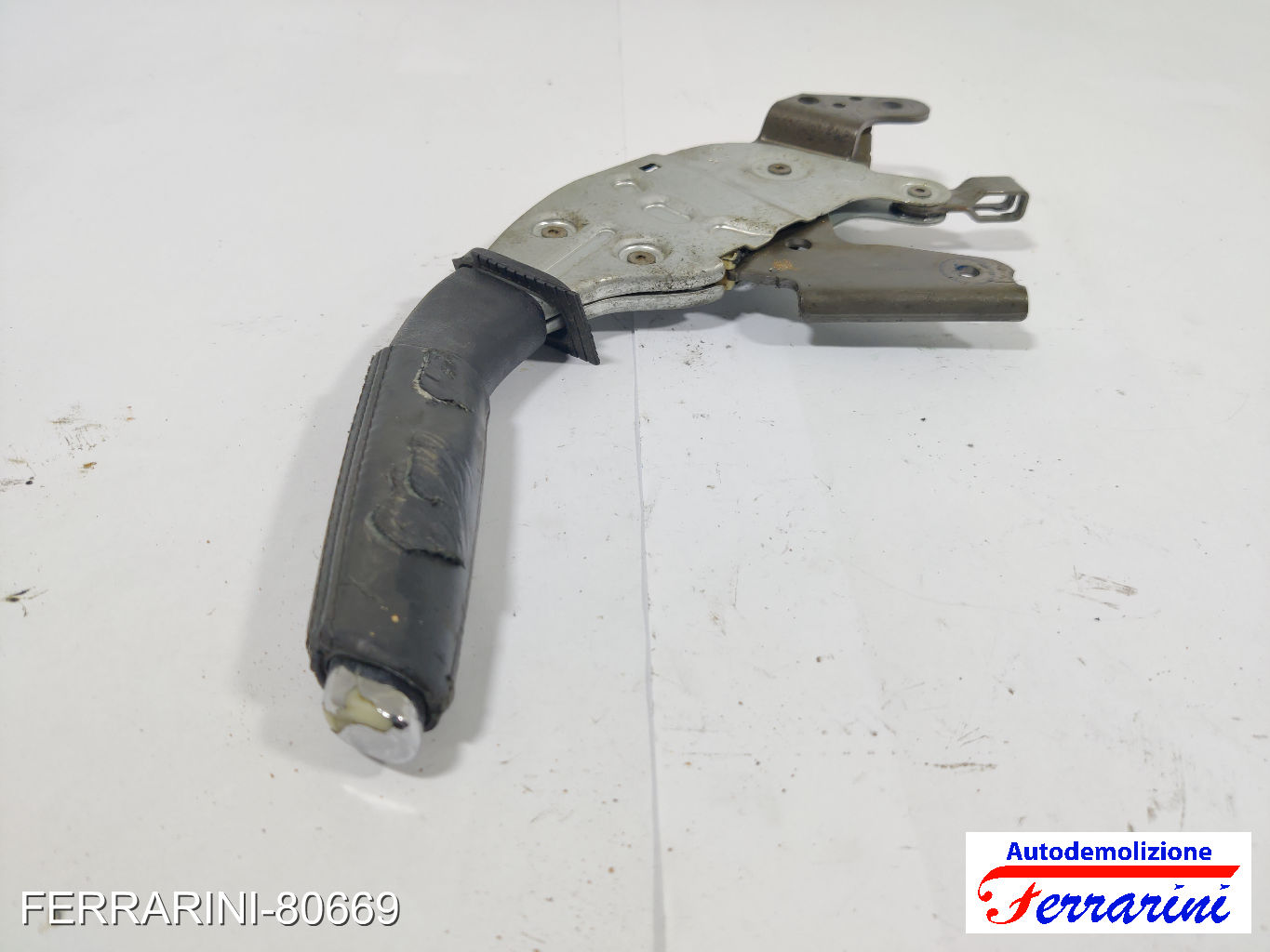 Leva Freno A Mano MERCEDES CLASSE A W169 2004-2012 A1694200084