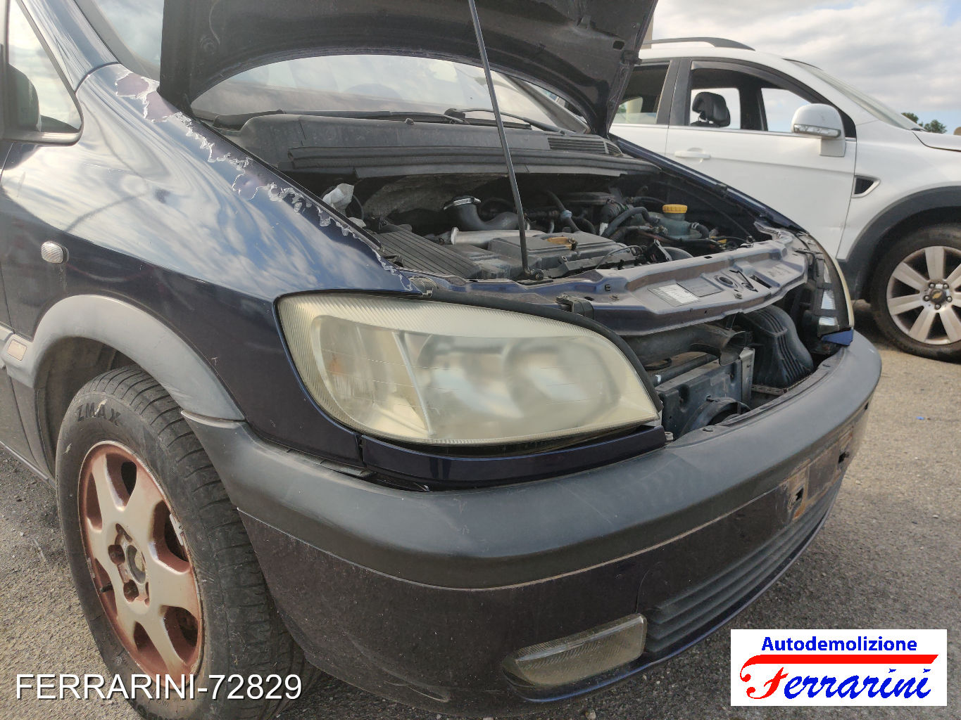 Opel Zafira A 44