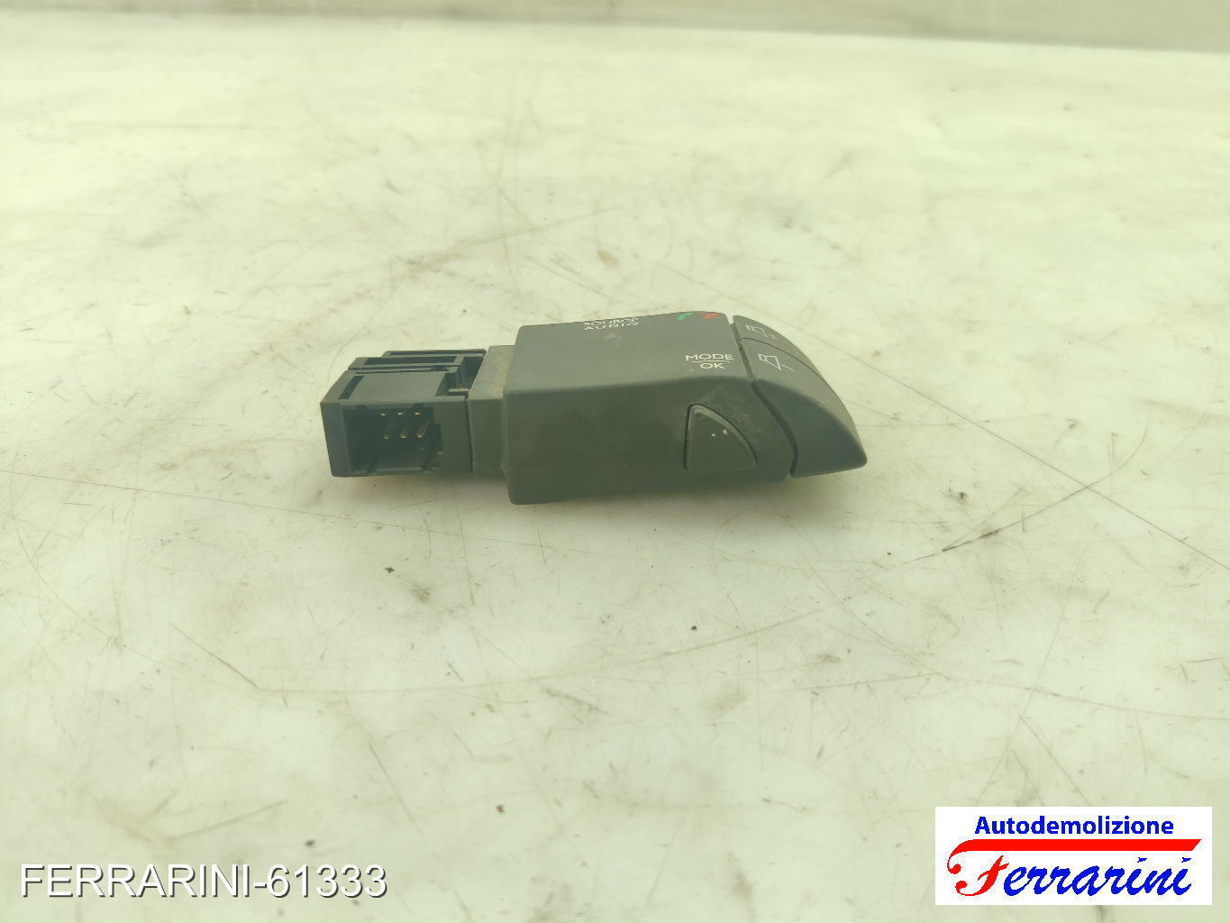 Comandi Volante RENAULT CLIO 4 SW KH 2012-2023 255522448R, 344422023 6