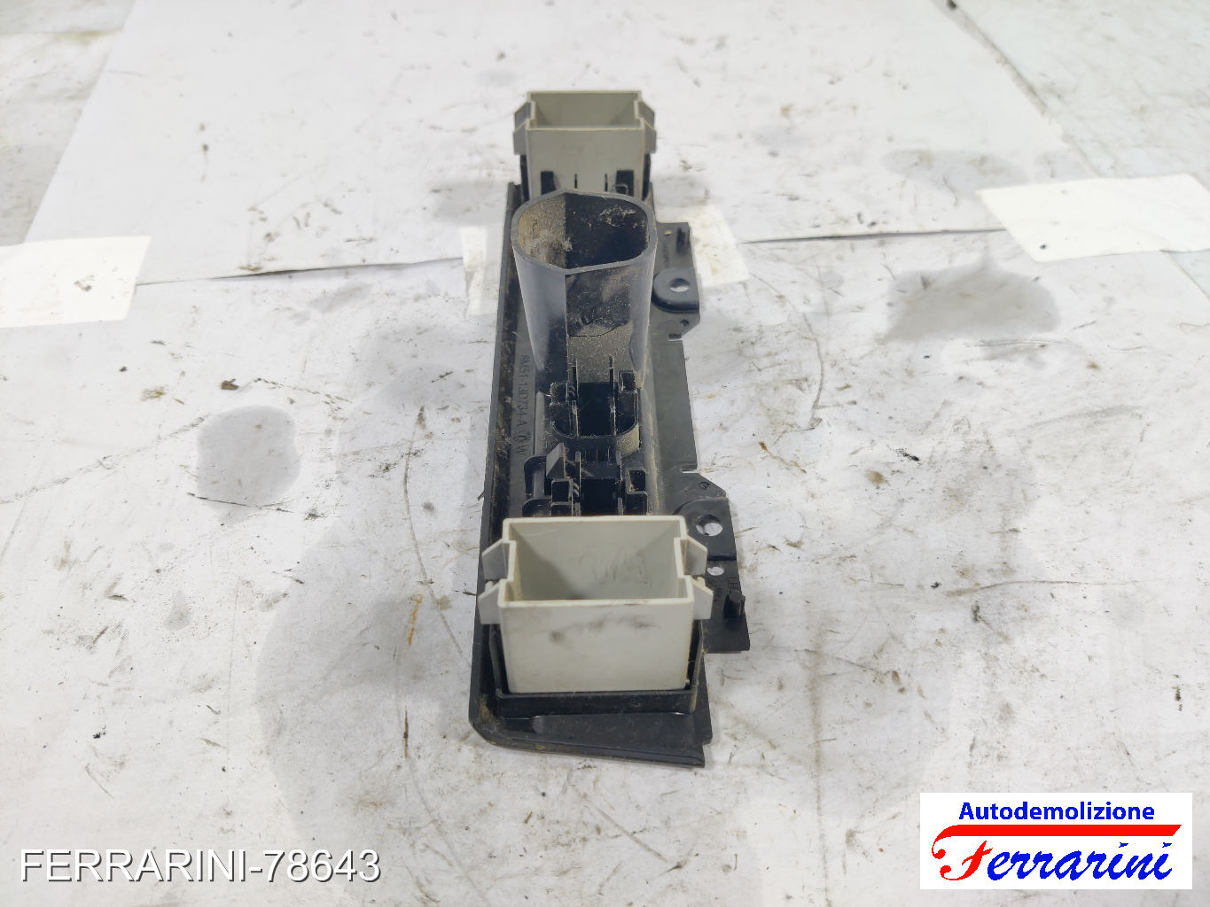 interruttori consolle centrale tetto FORD FOCUS 2 SW DA, DS, FFS 2004-2012