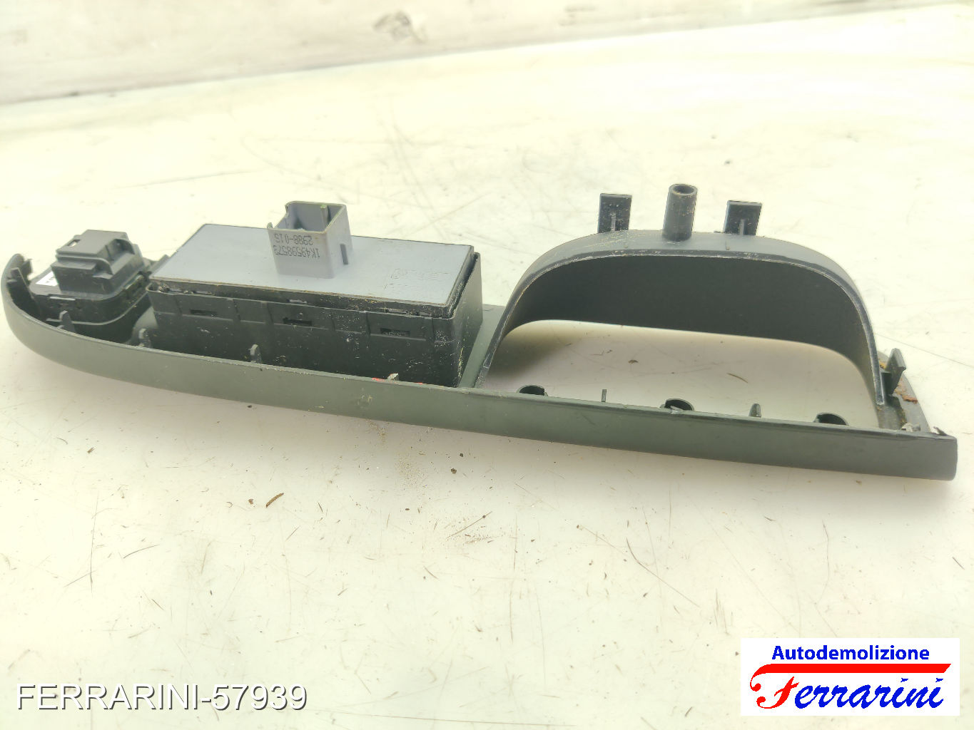 Pulsantiera Tastiera Alzavetro VW PASSAT VARIANT 3C5 2005-2009 sinistra, sx