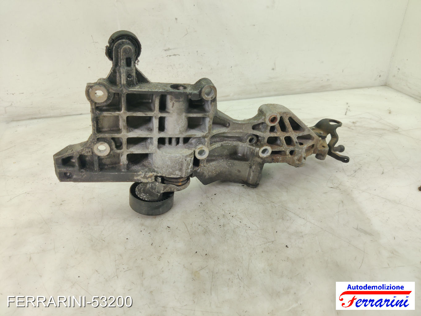 Supporto Alternatore VW GOLF 6 5K1 2.0 TDI 2008-2013 03L903143D