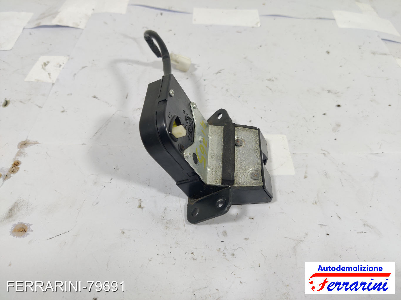 Chiusura Serratura Portellone KIA RIO 3 UB 2011-2017 812301W210