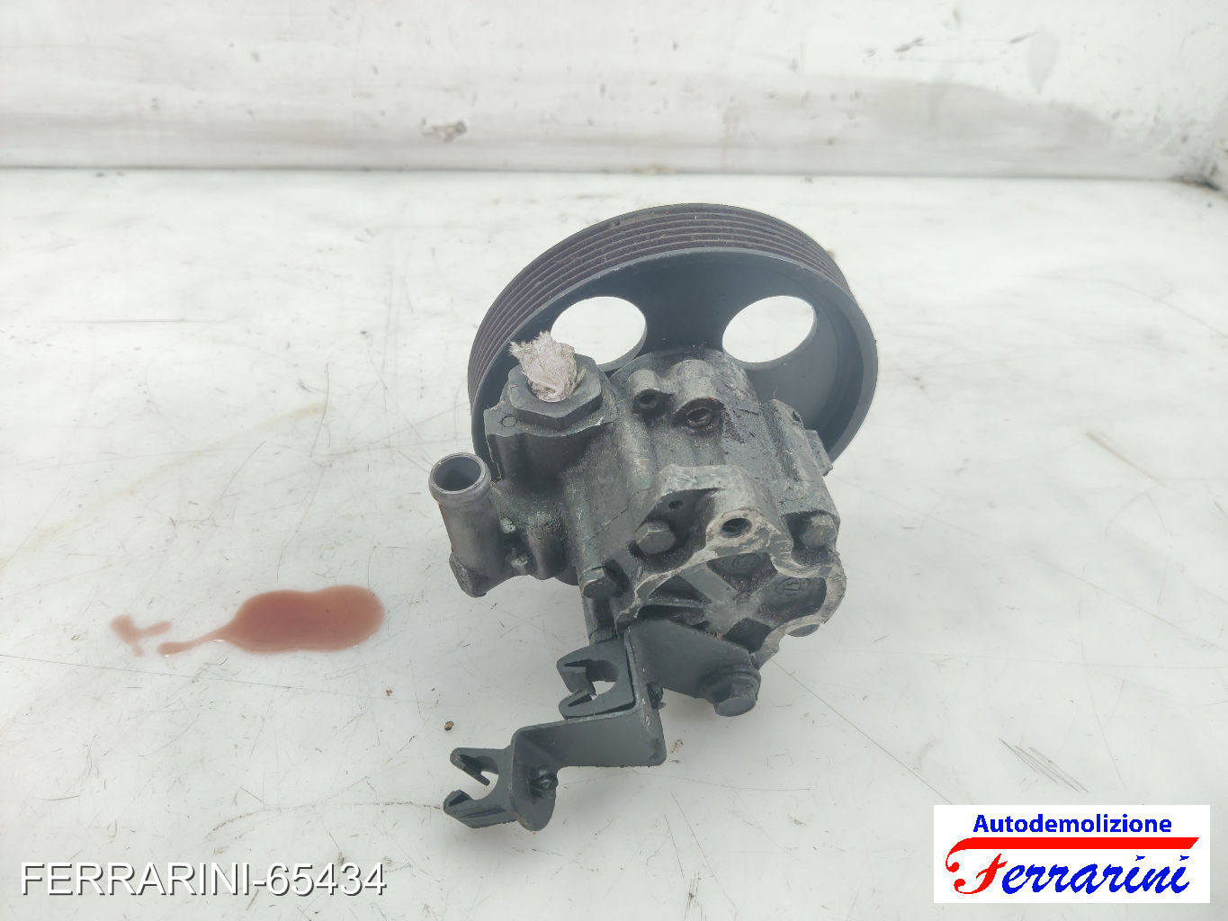 Pompa Servosterzo OPEL CORSA C X01 1.2 2000-2009 90466998, 90473169, 5948013 7