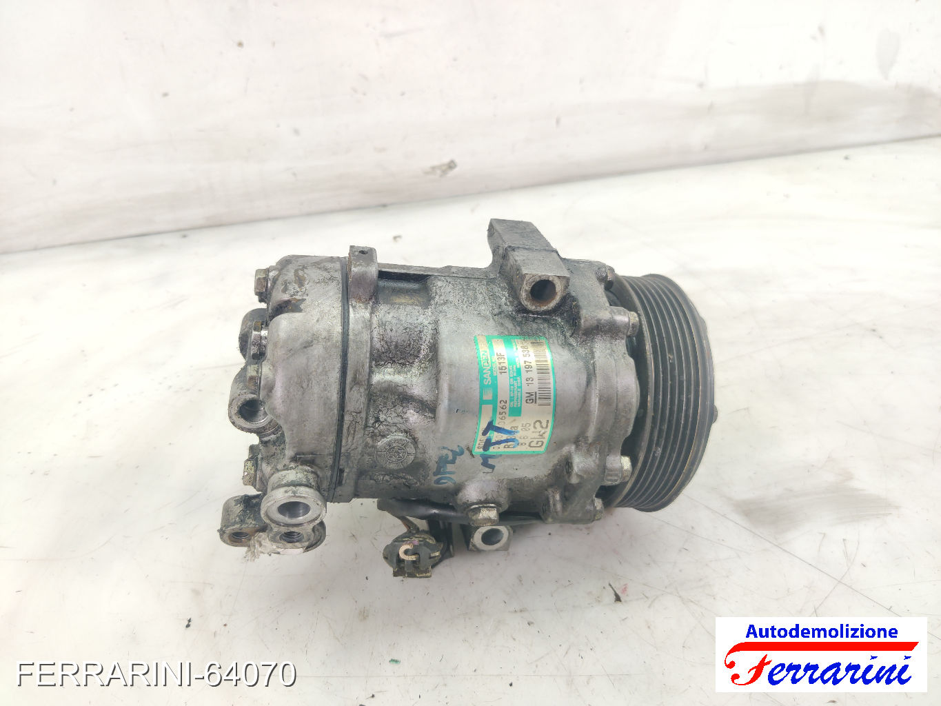 Compressore Clima OPEL CORSA C X01 1.3 CDTI 2003-2009 13197538, M13197538