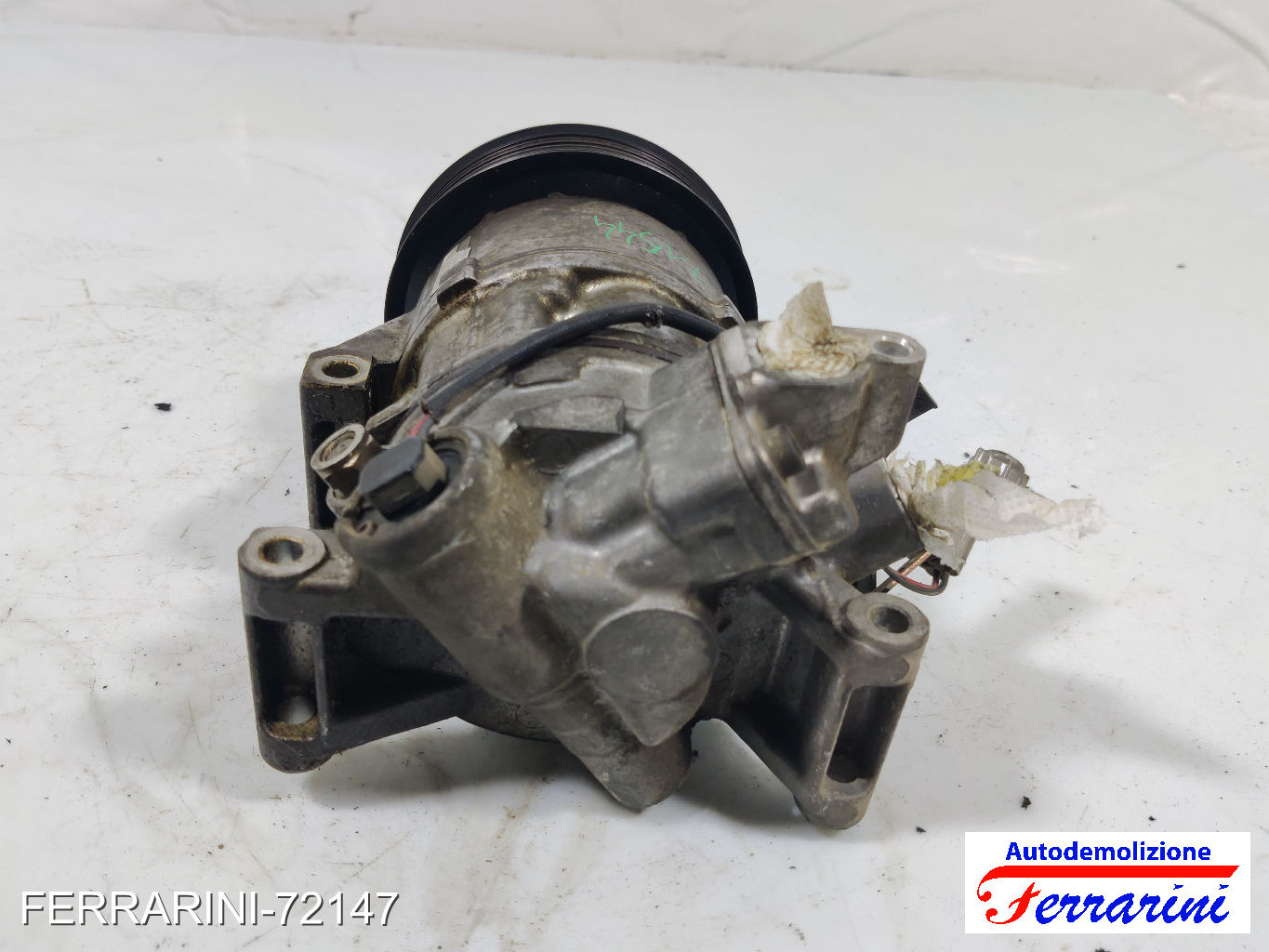 Compressore Clima TOYOTA YARIS P1 1.0 1999-2005 8832052010, HFC134A, GE447220946