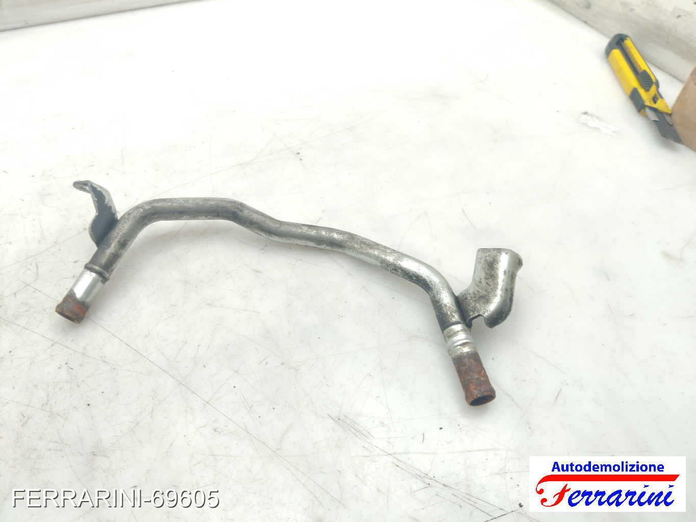 Z17DTH Tubo Acqua Motore Ferro OPEL MERIVA A X03 1.7 CDTI 2003-2010 13123261