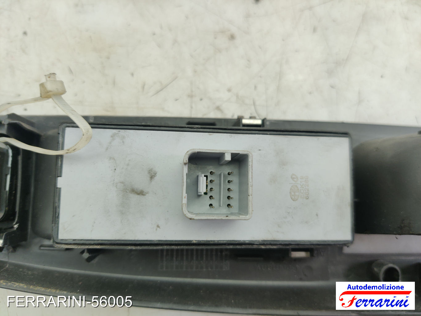 Pulsantiera Tastiera Alzavetro VW GOLF 5 1K1 2003-2008 sinistra, sx, frontale 7