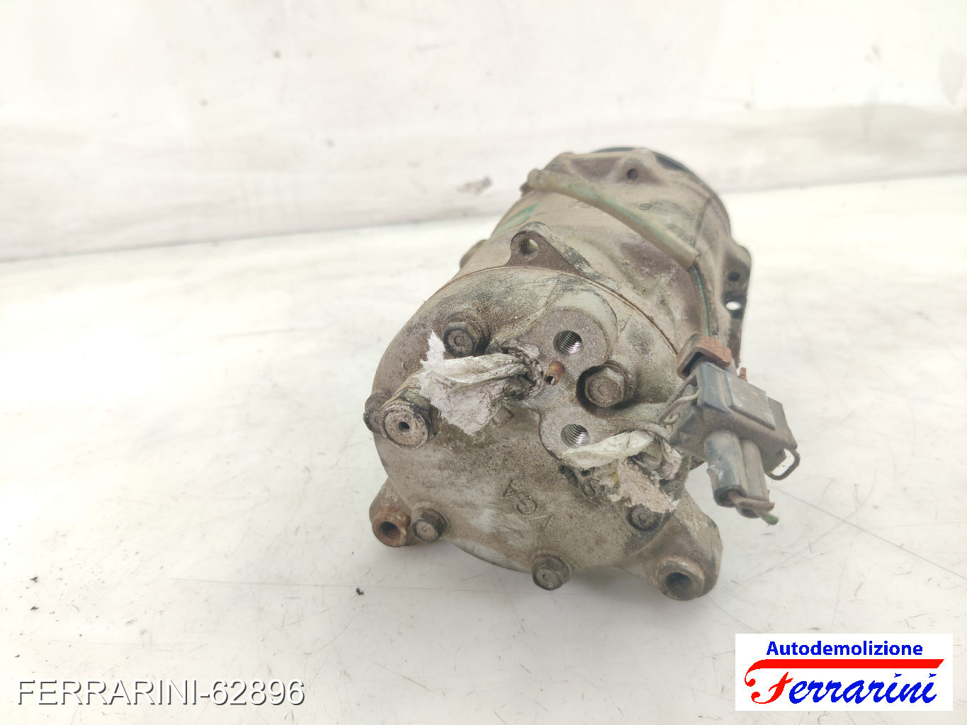Compressore Clima VW POLO 9A, 9N 1.4 16V 2001-2008 6N0820803B, 6N0820803C