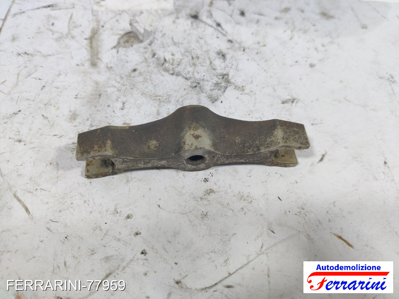 Supporto fissaggio iniettore MERCEDES CLASSE A W168 A 170 CDI 2001-2004