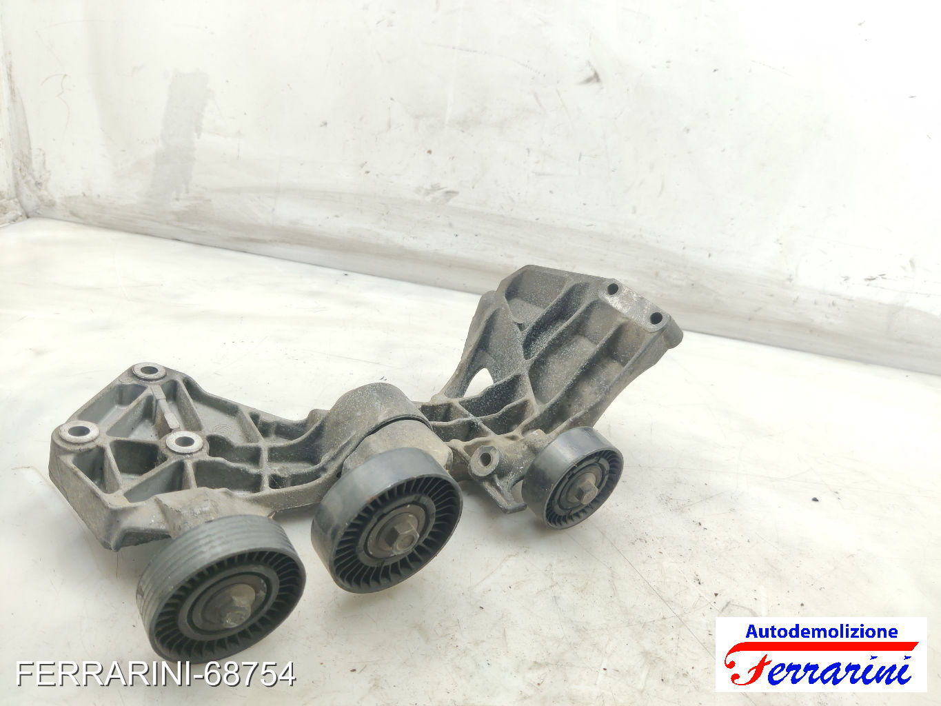 support tendicinghia OM640 alternatore MERCEDES CLASSE B W245 B 200 CDI