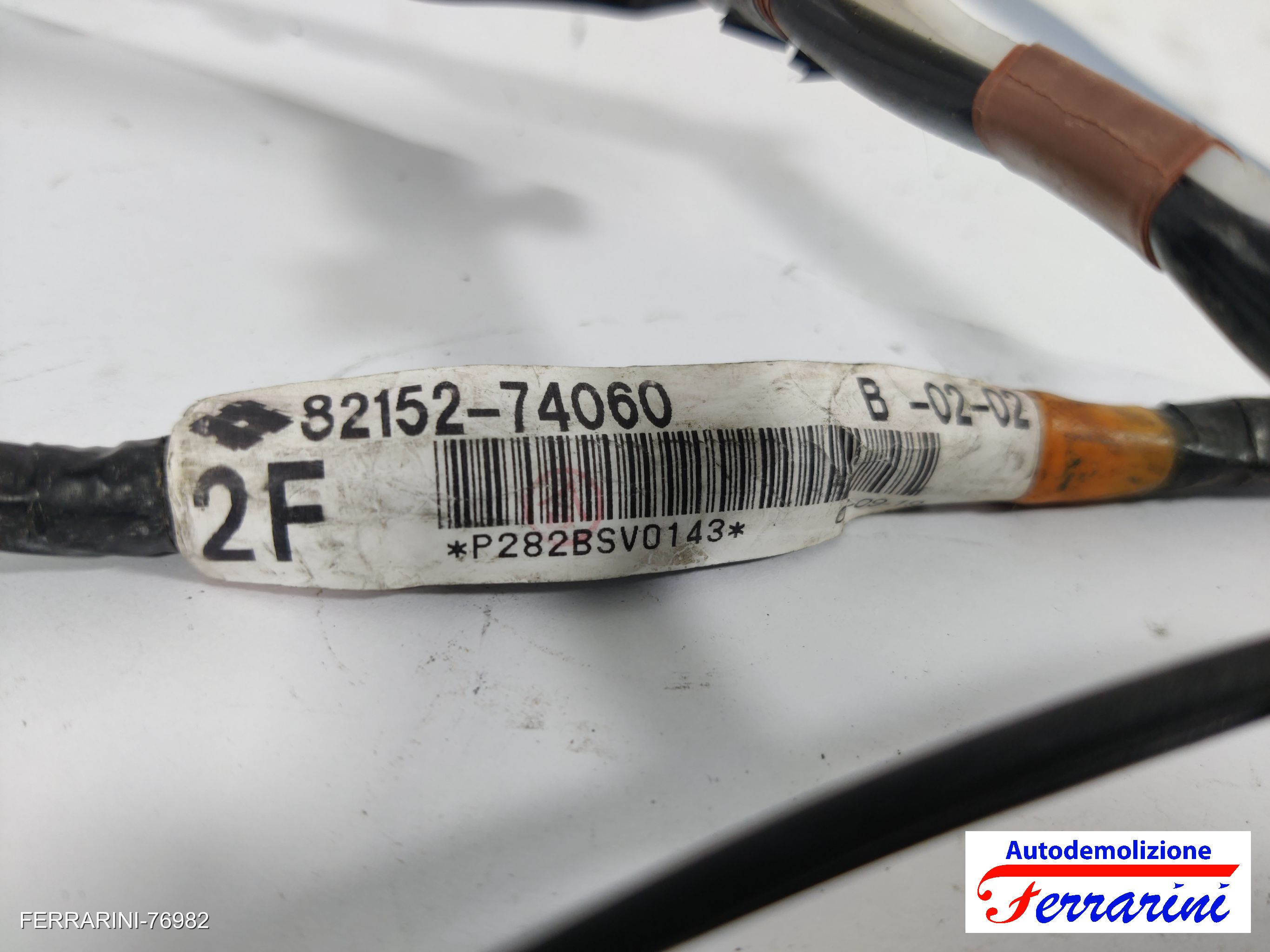 Cablaggio portiera anteriore sinistra TOYOTA IQ J1 1.0 2009-2015 8215274060