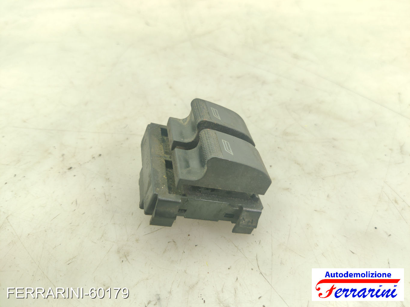 Pulsantiera Tastiera Alzavetro AUDI A3 8L1 1997-2001 sinistra, sx, frontale 7