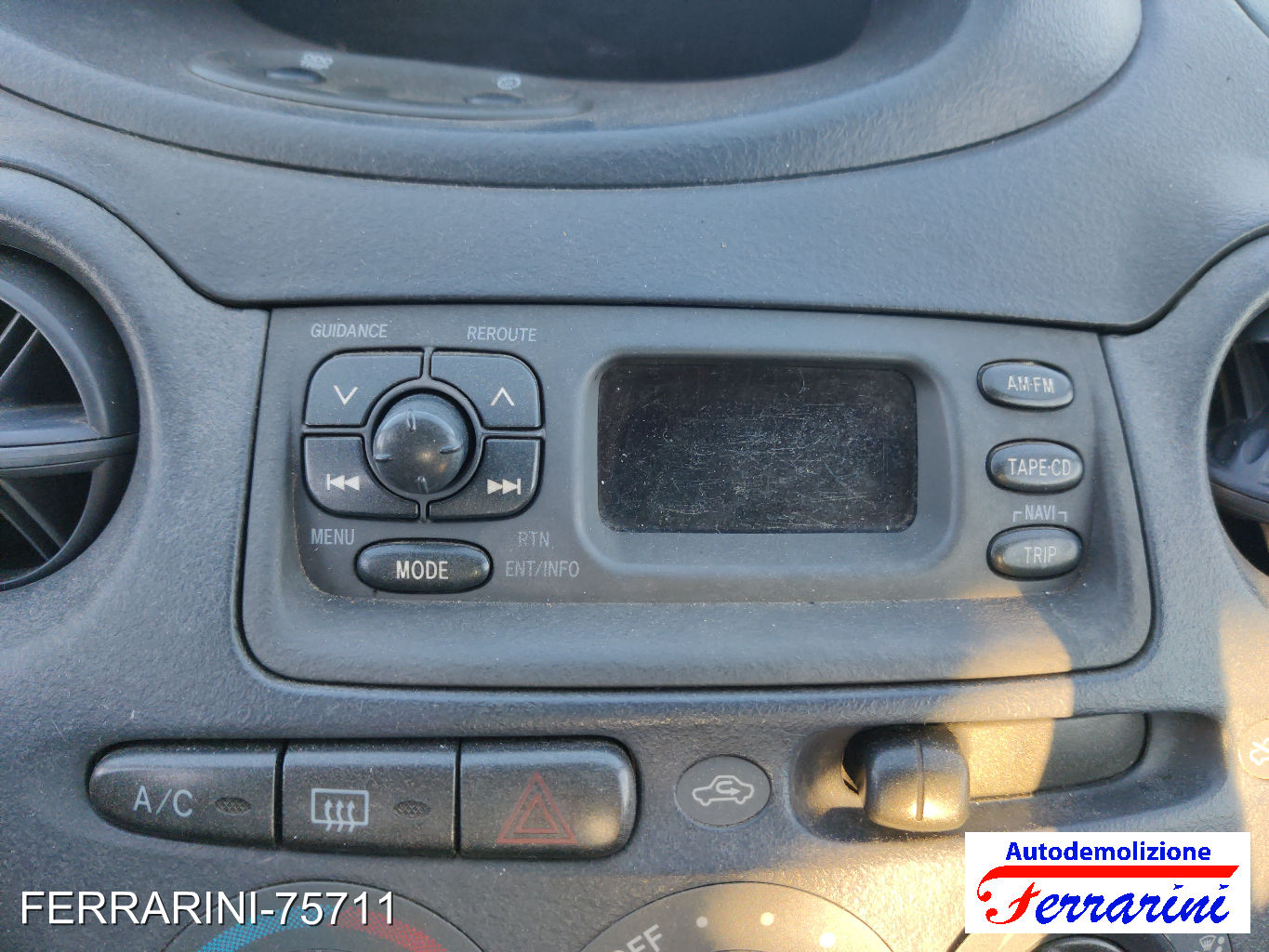 Toyota Yaris 21