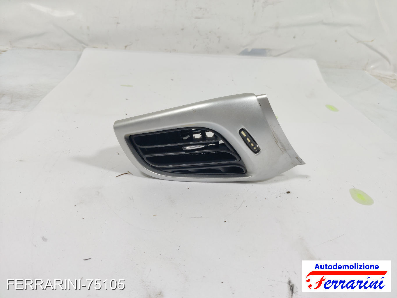 Bocchetta Areazione CITROEN C3 2 SC 2009-2013 destra, dx, frontale, anteriore