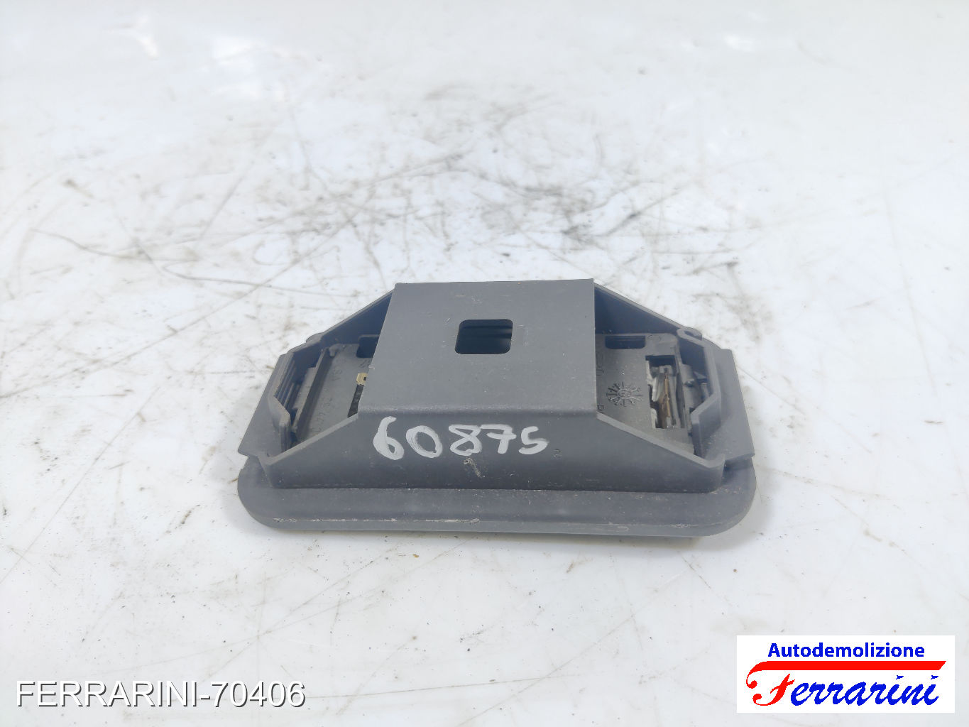 Plafoniera LANCIA Y 840 1996-2003 anteriore, frontale centrale, ant 08821010TA