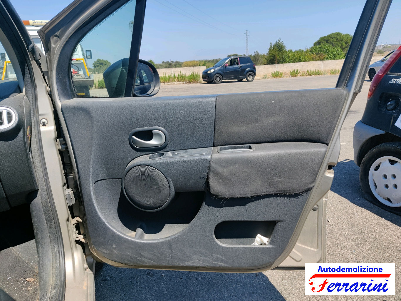 Renault Modus 77