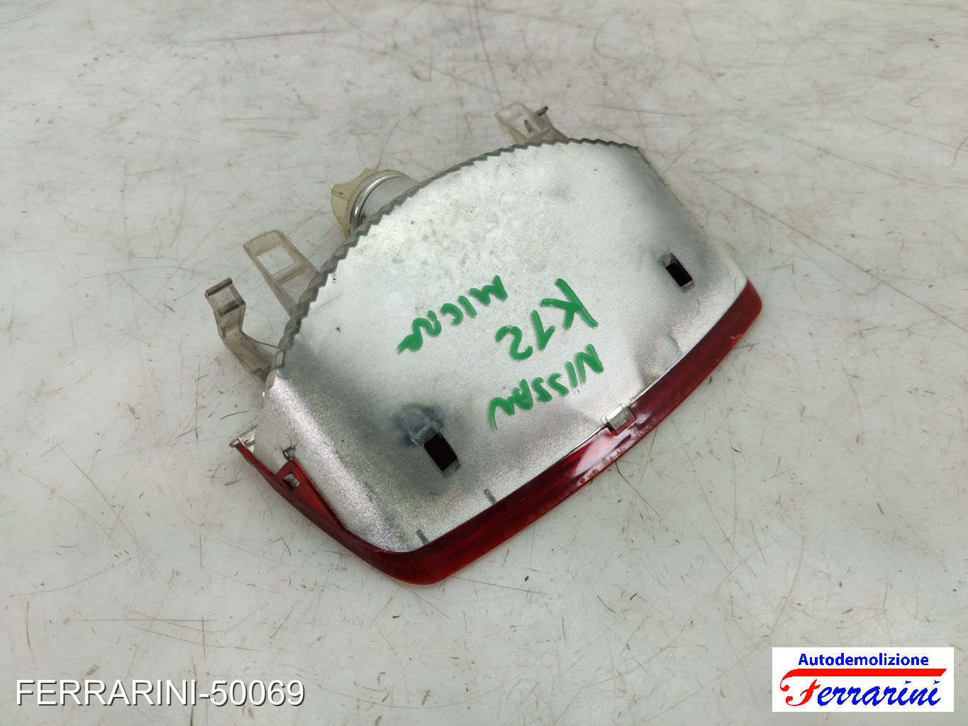 Terzo Stop NISSAN MICRA 3 K12 2003-2010 26555AX720, 26550AX720