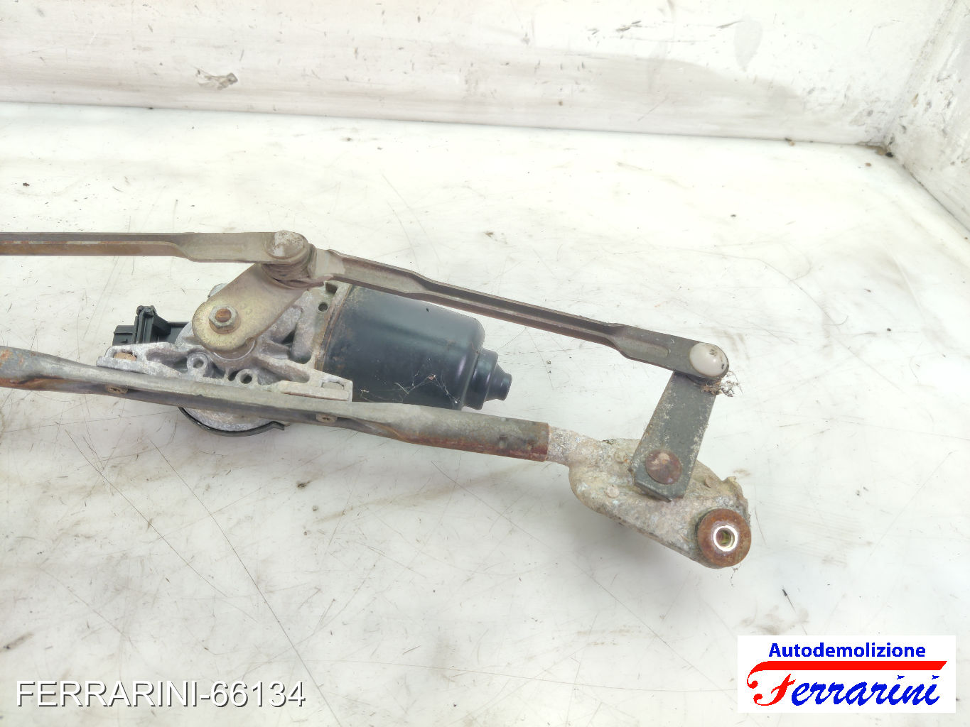 Spazzacqua Motorino Tergicristallo TOYOTA COROLLA VERSO E12 2001-2004 anteriore