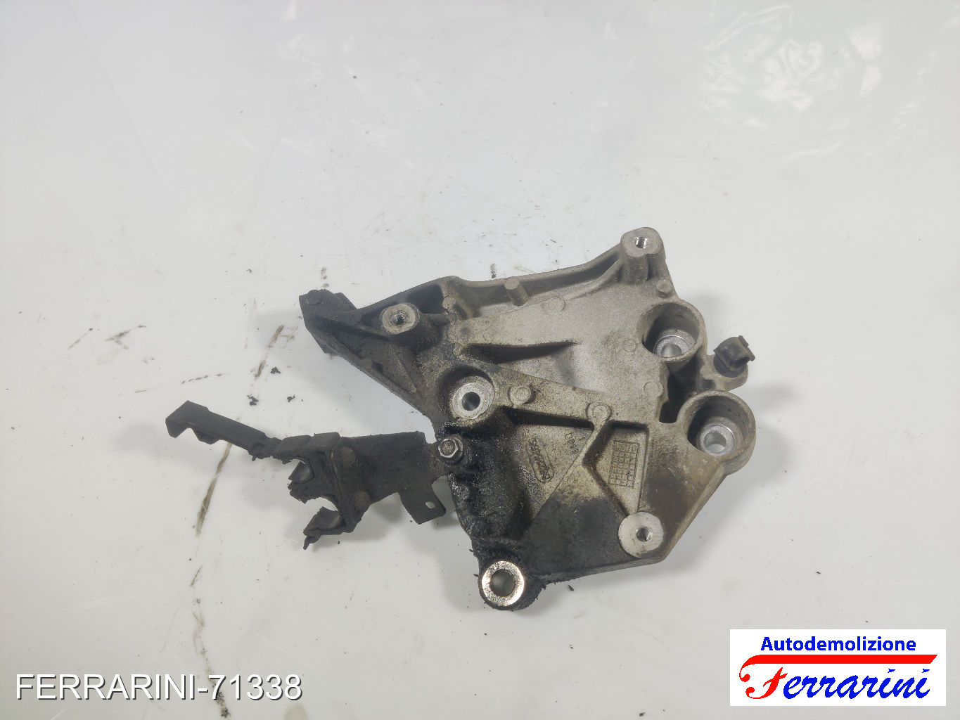 supporto alternatore 940A3000 ALFA ROMEO GIULIETTA 940 1.6 JTDM 2010-2016 6