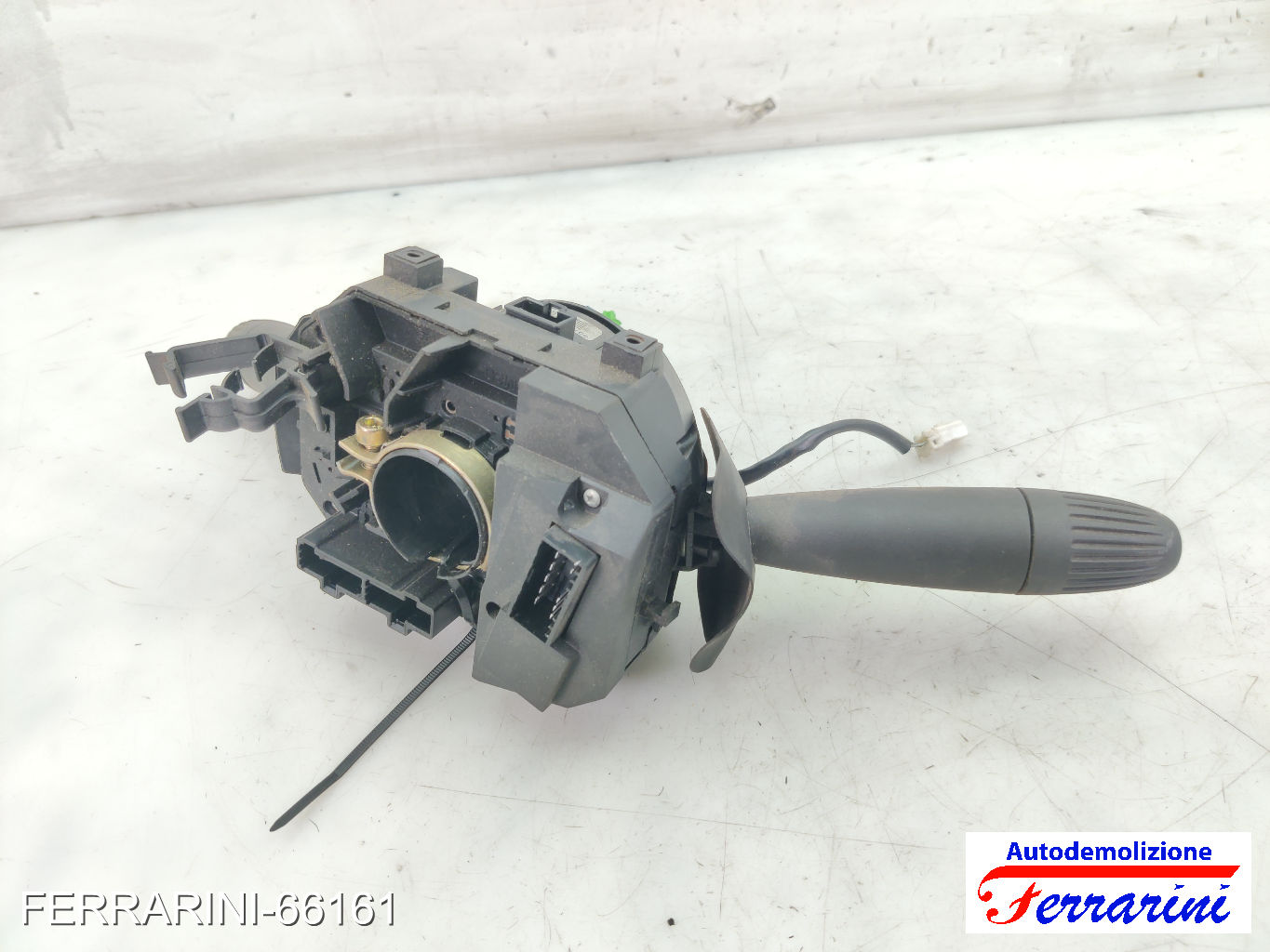 Devioluci FIAT PUNTO 188 1999-2010 735444632, 735398128, 73538105108328333