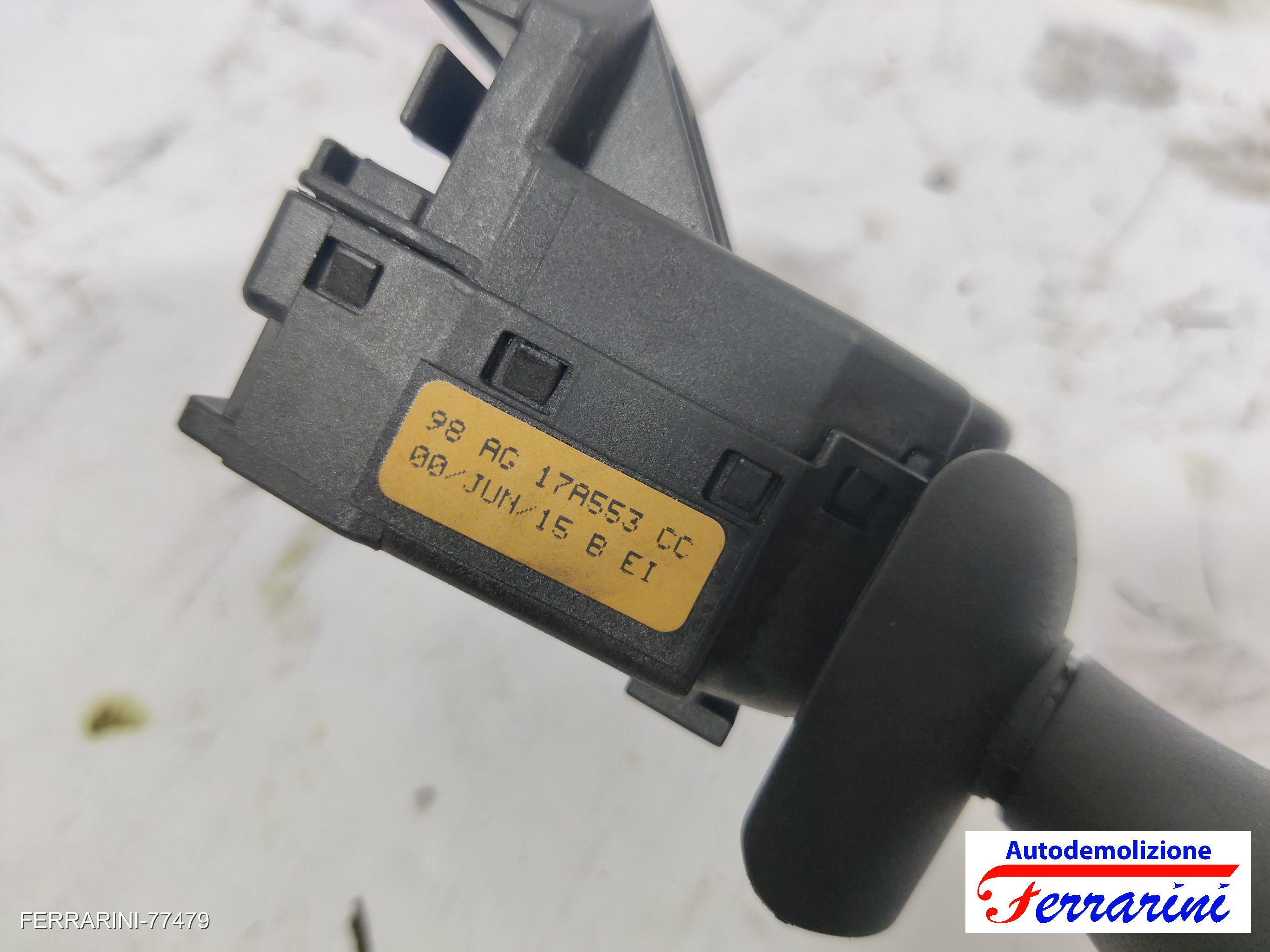 Leva Tergicristalli FORD FOCUS SW DNW 1999-2004 98AG17A553CC, 1097541 7