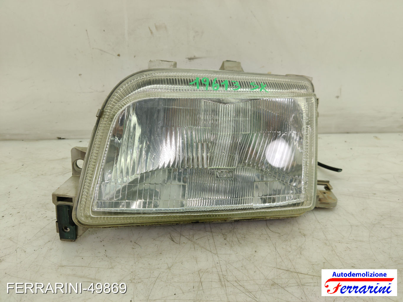 Faro Anteriore RENAULT CLIO 1 5/357, B/C57 1991-1998 sinistro, sx 7701034146