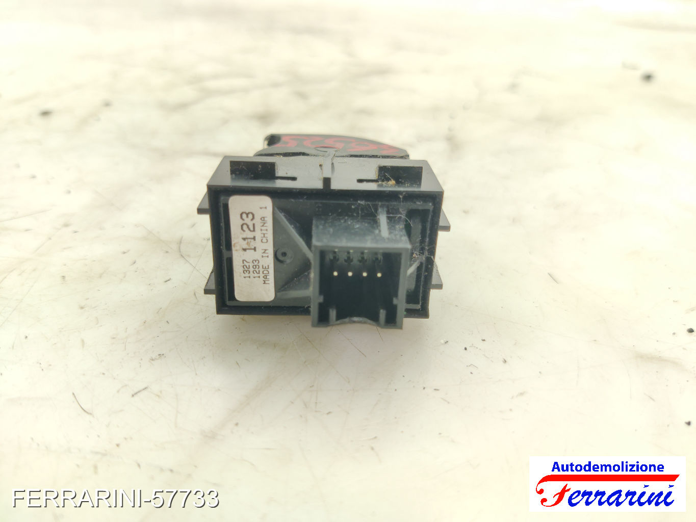 Interruttore Tasto Freno A Mano OPEL MERIVA B S10 2011-2017 13271123, 1327 6