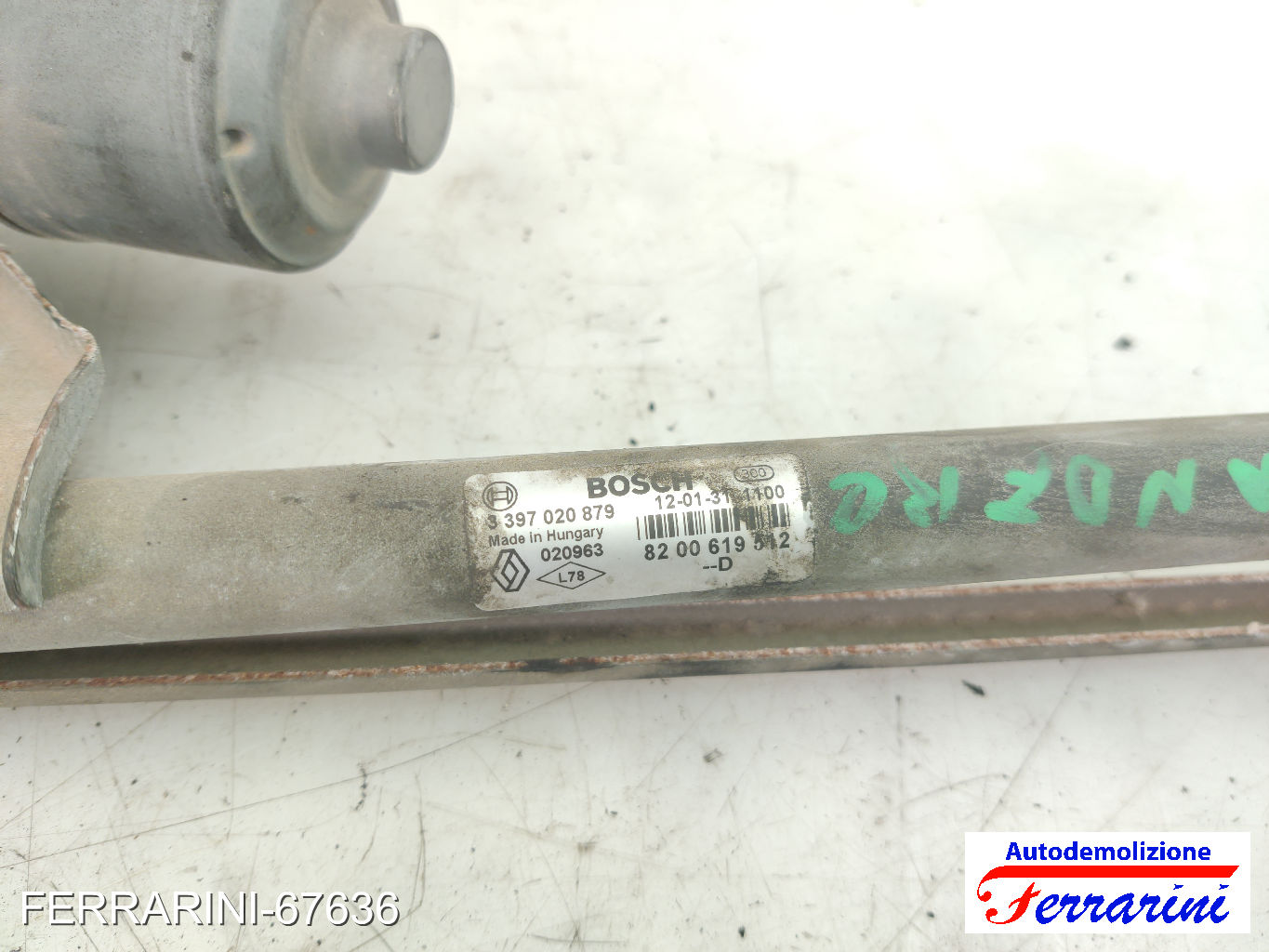 Spazzacqua Motorino Tergicristallo DACIA SANDERO 2010-2012 anteriore, frontale 12