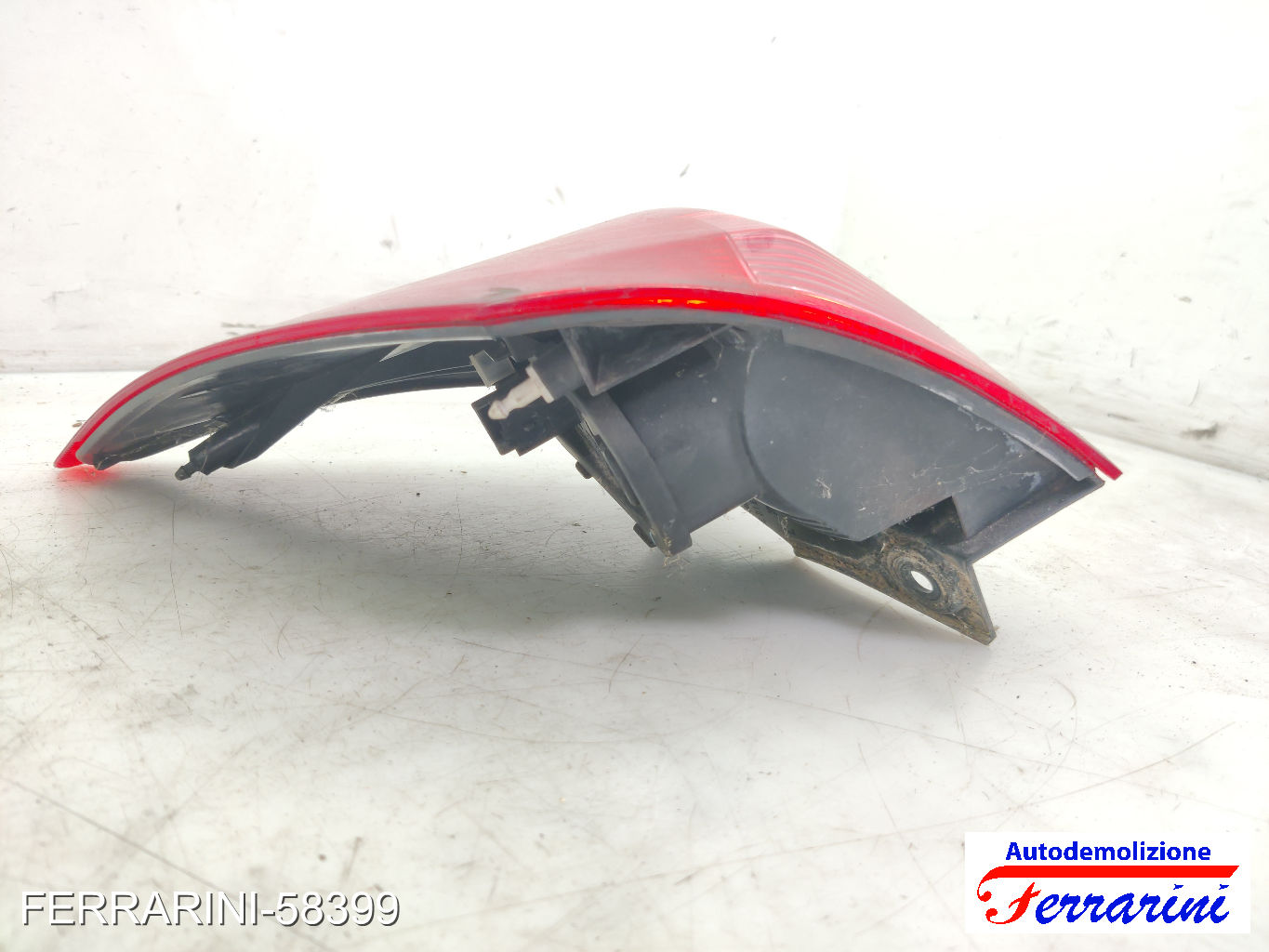 Fanalino Stop Posteriore NISSAN QASHQAI 1 J10, JJ10E, NJ10 2006-2013 sinistro