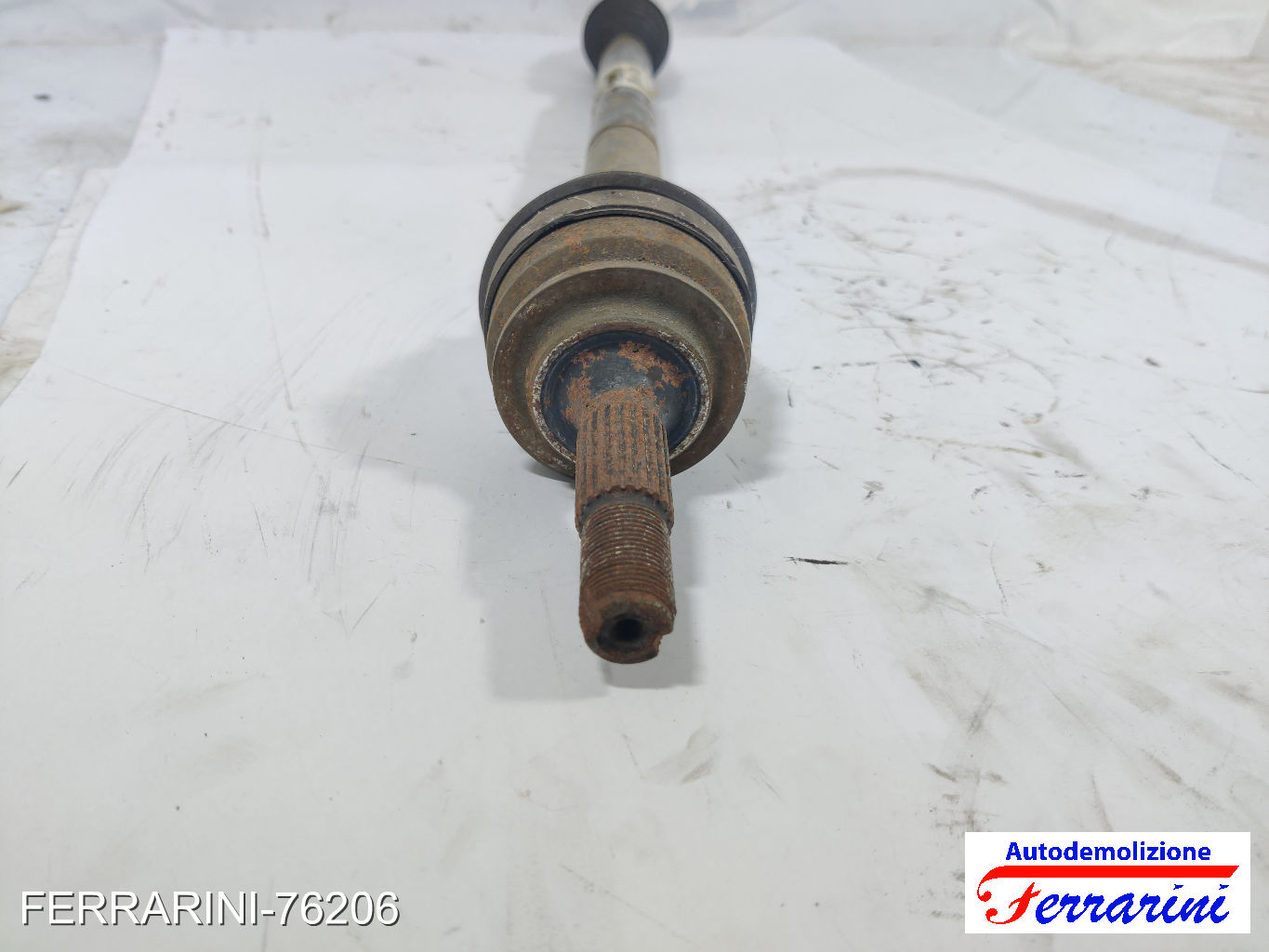 Semiasse CITROEN C3 2 SC 1.1I 2009-2013 9801384880, 9672620680, BJ79LBC184