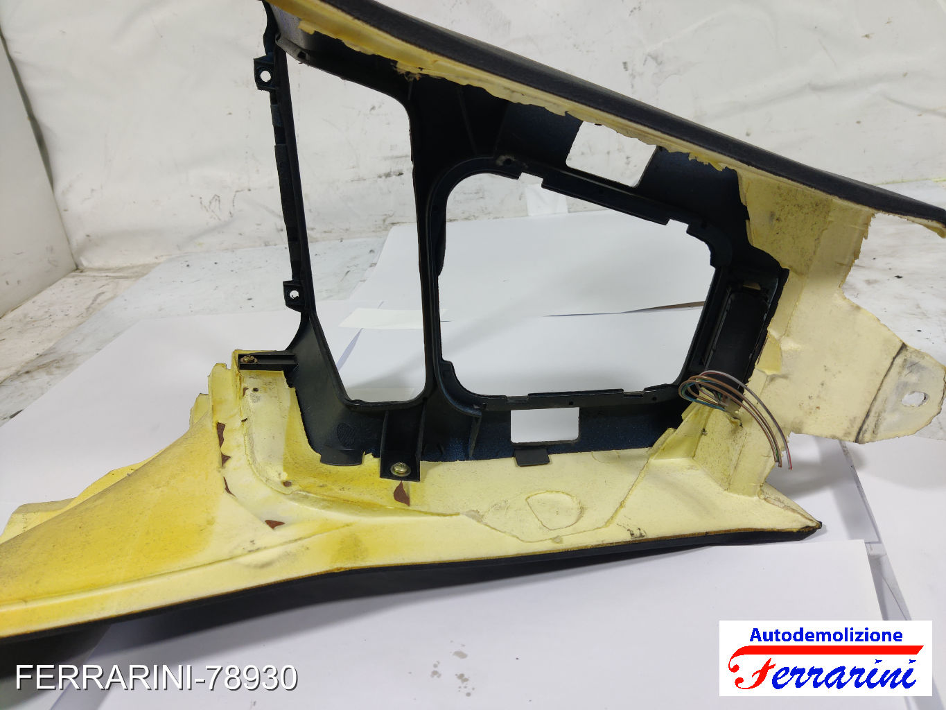 Tunnel Centrale BMW SERIE 3 E36 1993-1998 61311378128, 61311374220