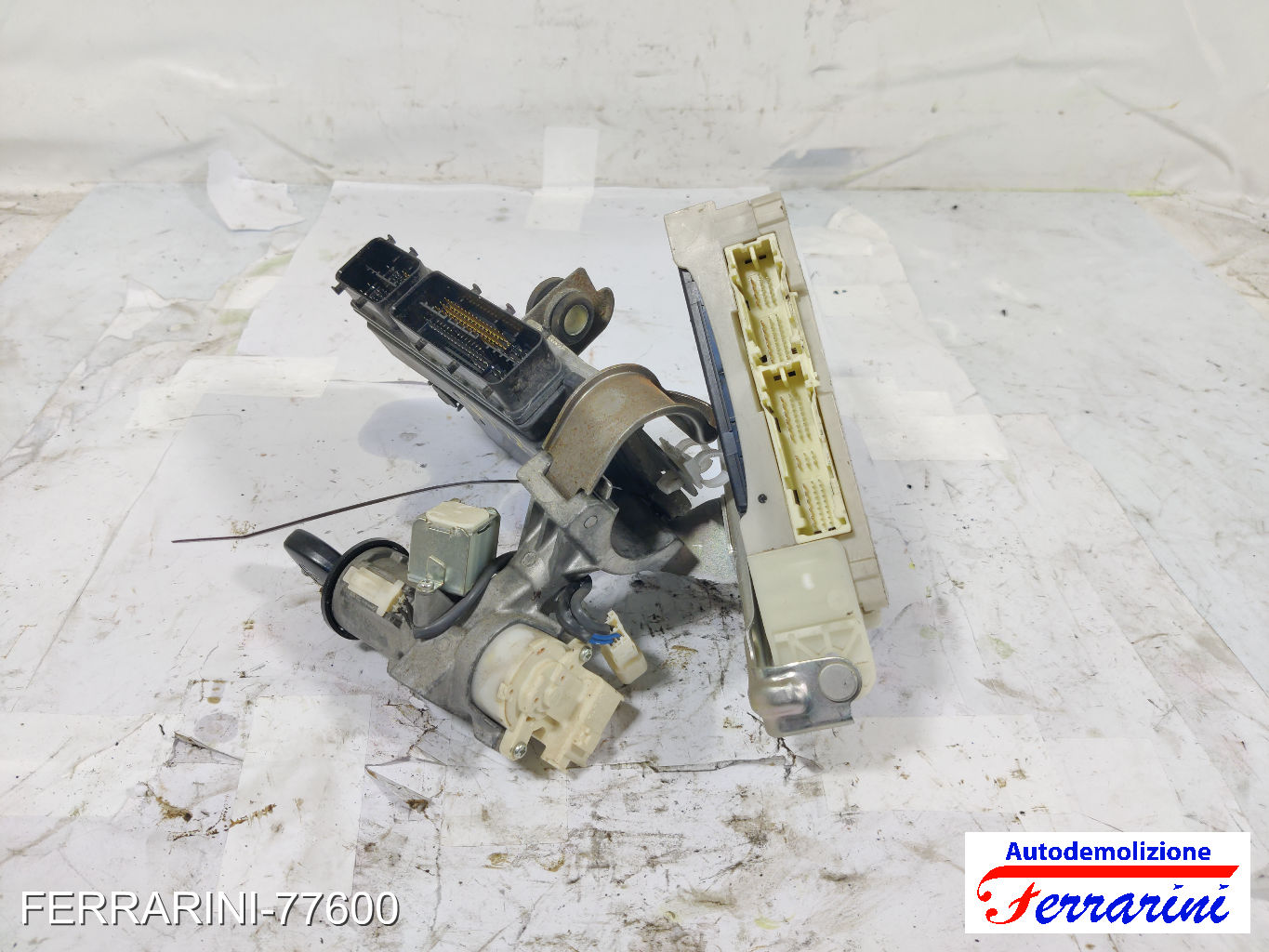 Kit Accensione TOYOTA IQ J1 1.0 2009-2015 8966174040