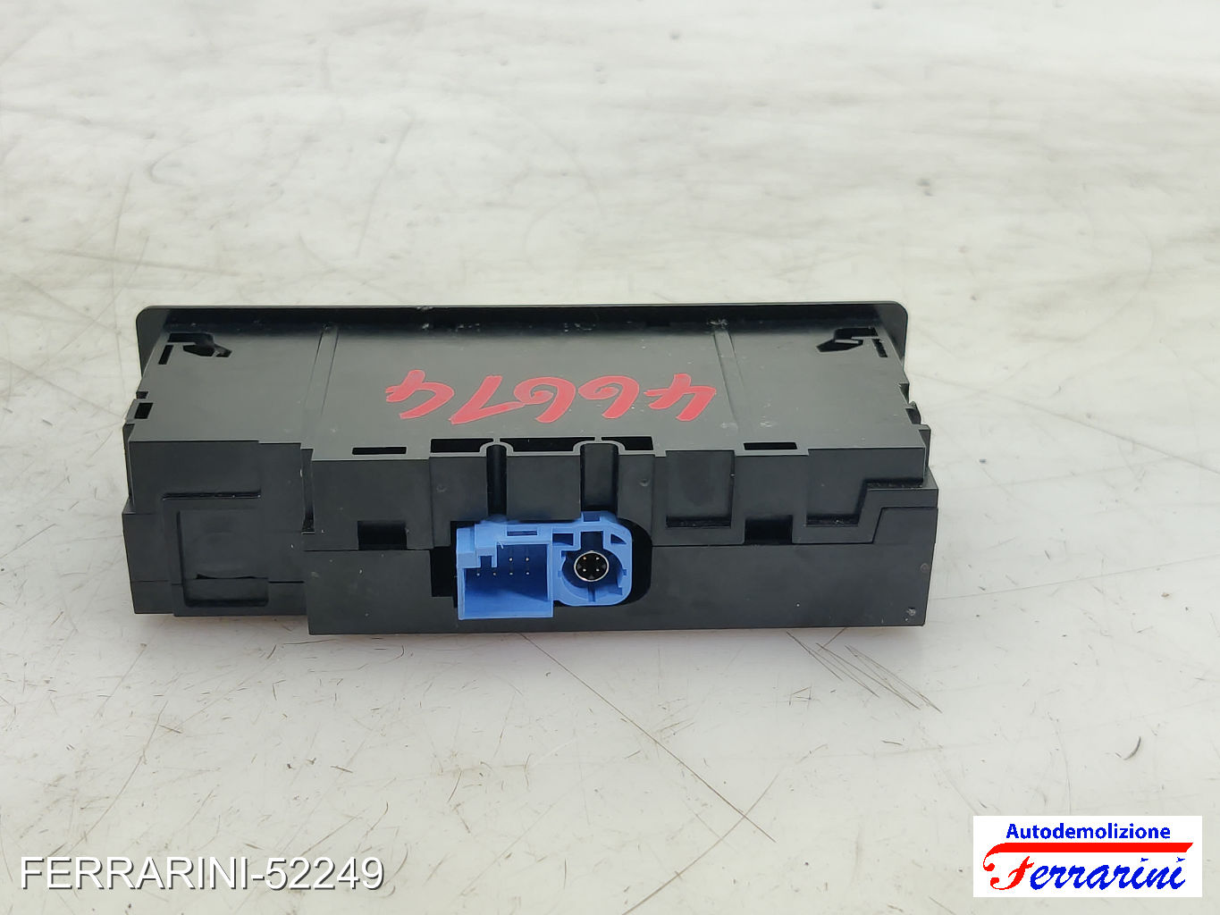 spina presa USB SD card MERCEDES CLASSE C S205 2015-2018