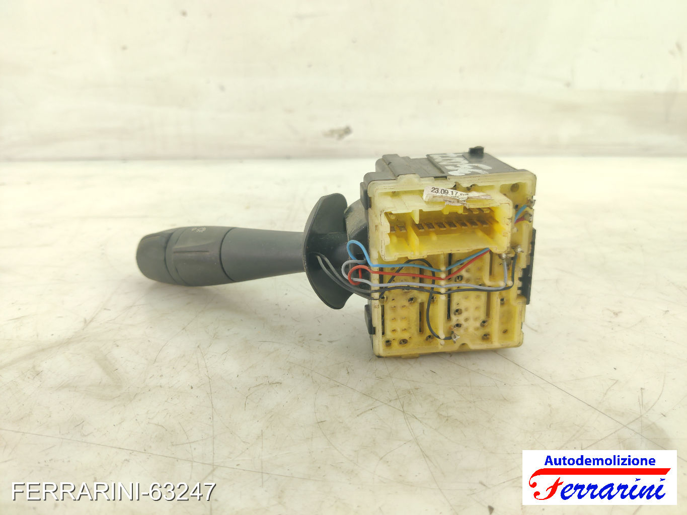 Leva Comando Luci Frecce RENAULT CLIO 4 SW KH 2012-2023