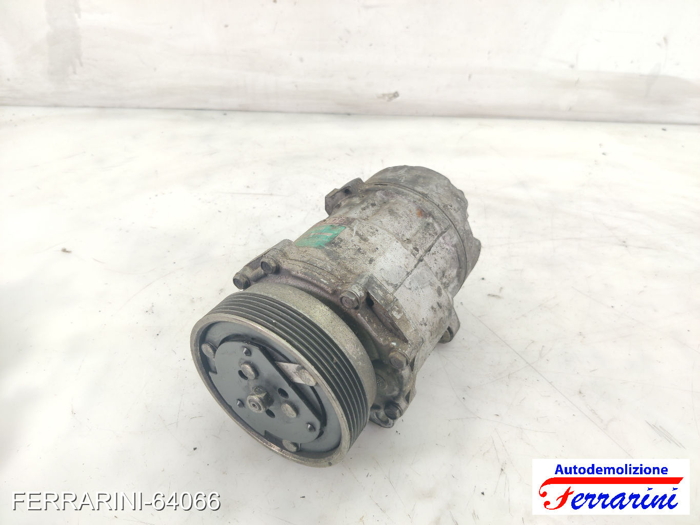 Compressore Clima VW GOLF 3 1H1 1.6 1995-1997 1H0820803D, 1H0820803DX