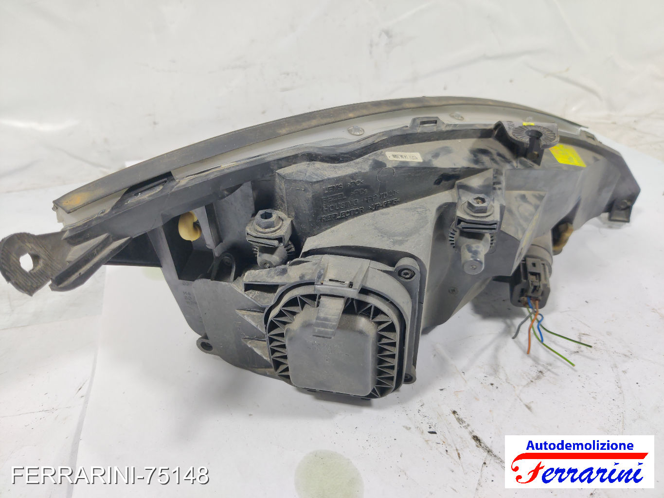 Faro Anteriore FORD FOCUS SW DNW 1999-2004