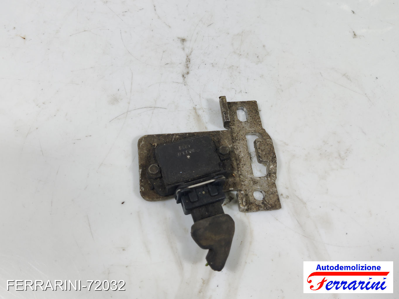 Sensore Imbardata Urto AUDI A4 8E+02 2000-2004 anteriore, frontale 8E0907637